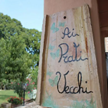 Ai Prati Vecchi בית הארחה