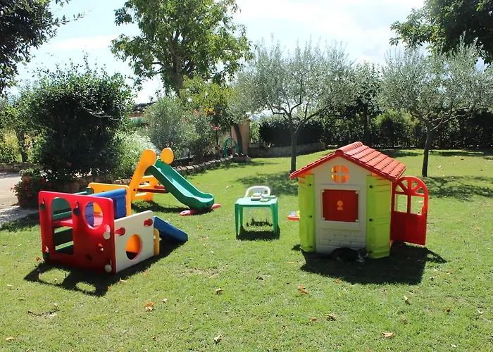 Guest house Ai Prati Vecchi 4*